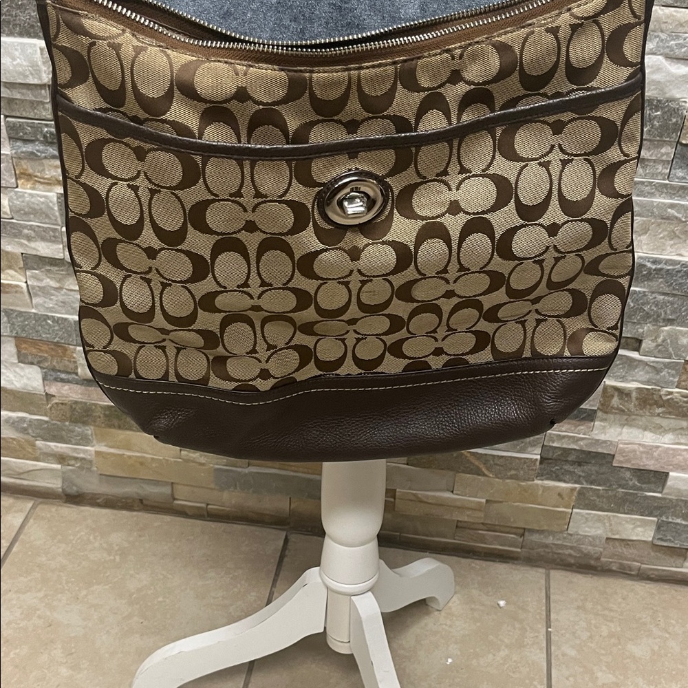 Coach Brown and Tan Signature Shoulder Bag - Picture 2 of 16
